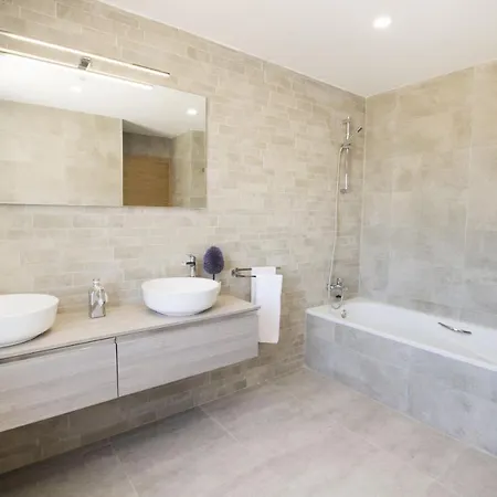 Guzman - Grandiosa Calp